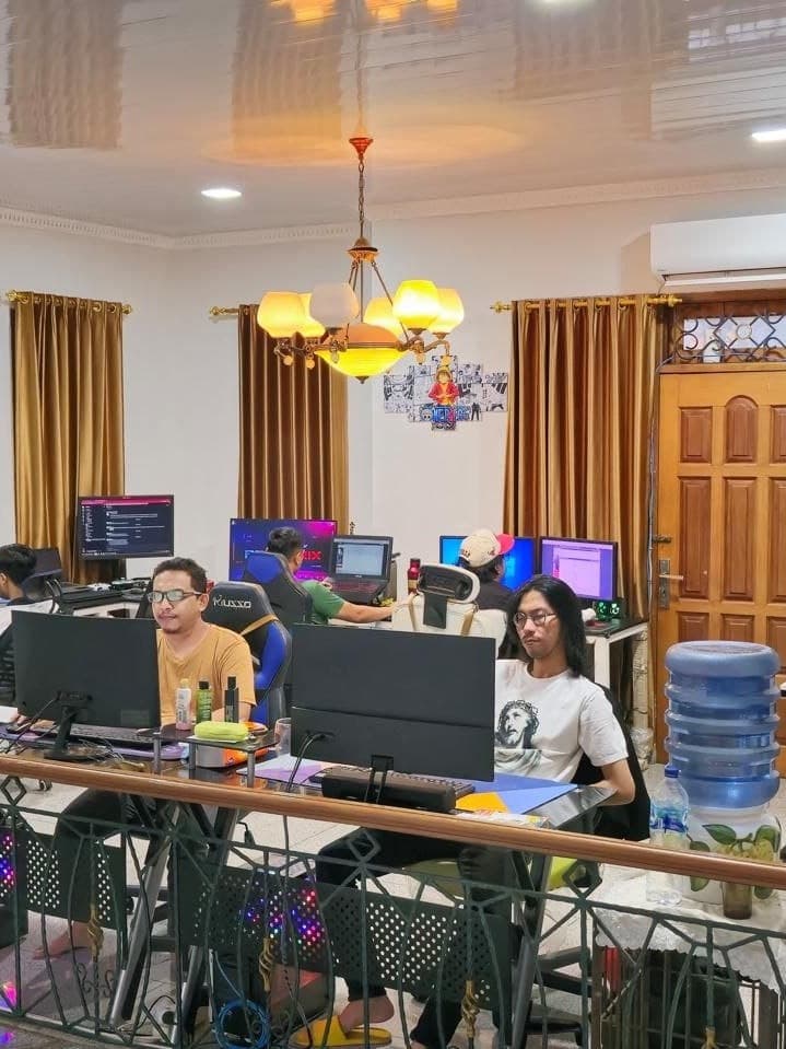 Riyu Inti Optima Team at Work